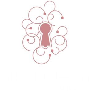 Nikki + Jenn Logo